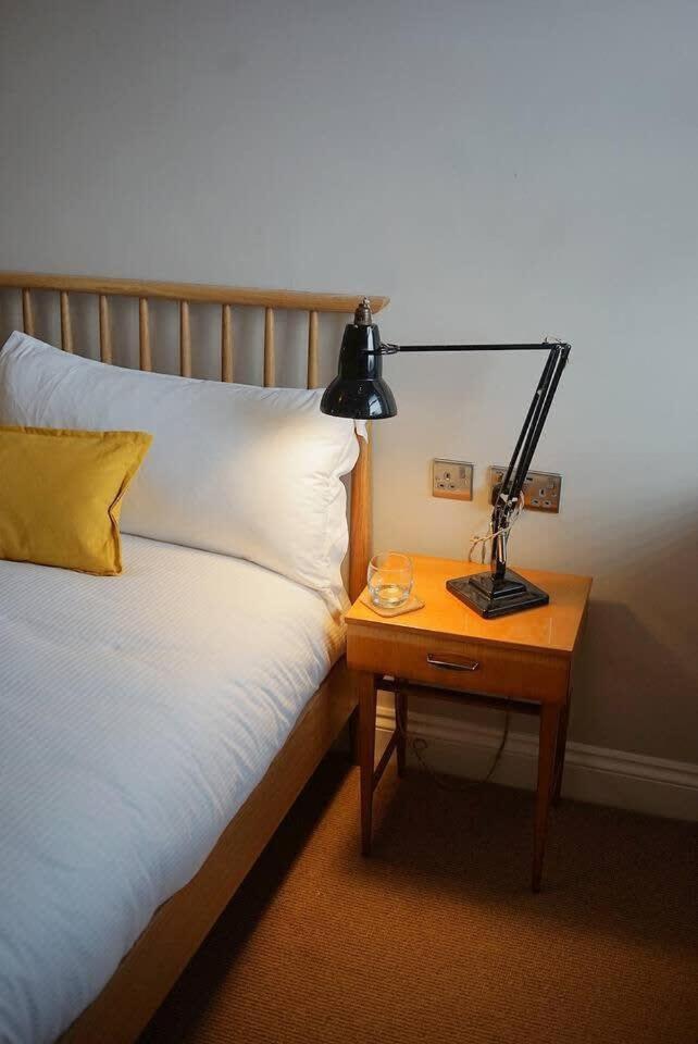 The Alma Taverns Boutique Suites - Room 3 - Hopewell Бристол Екстериор снимка