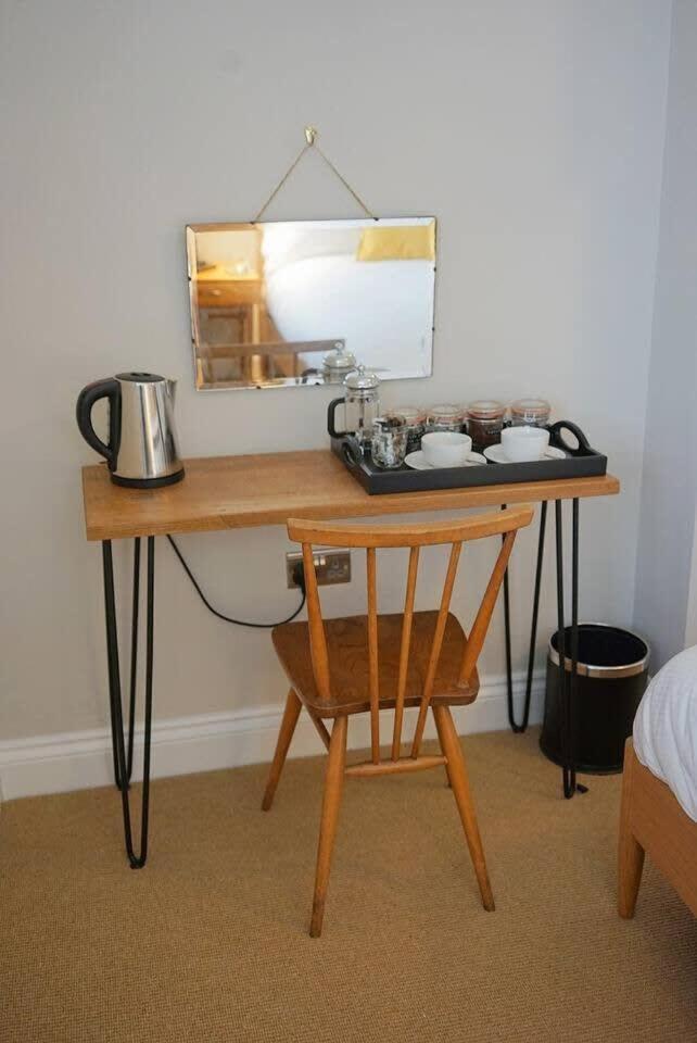 The Alma Taverns Boutique Suites - Room 3 - Hopewell Бристол Екстериор снимка